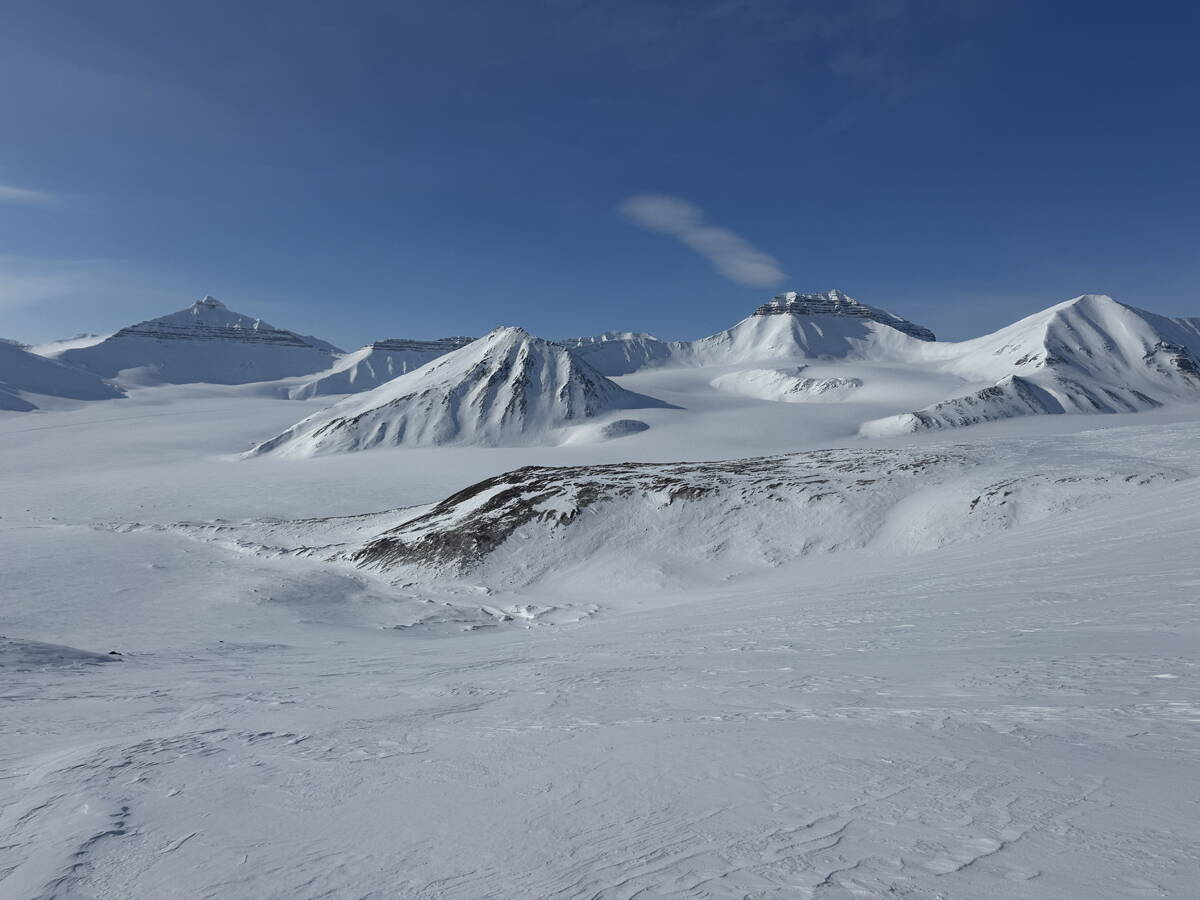 spitzbergen_-_atomfjella_39.jpg