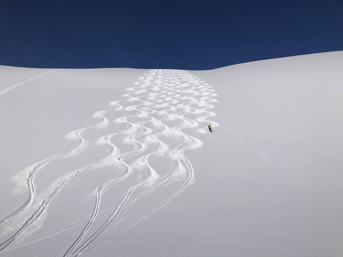 skitouren_island_-_berg-welt_-_4-2022_41.jpg