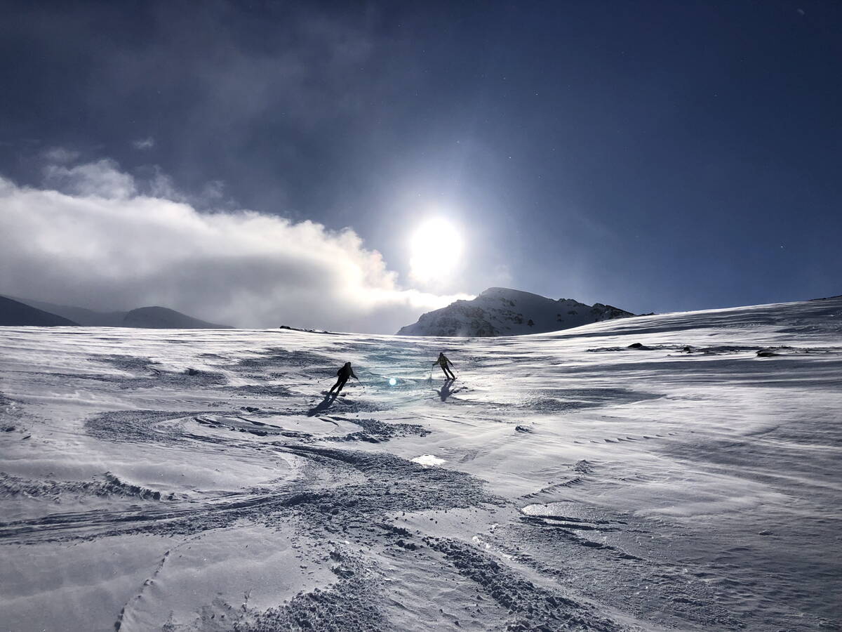 skitouren_island_-_berg-welt_-_4-2022_67.jpg