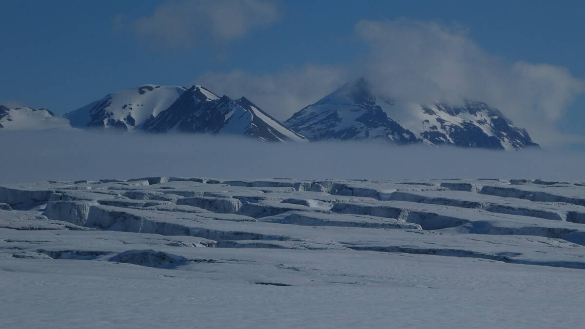 spitzbergen_skidurchquerung_-_berg-welt_-_6-2022_33.jpg