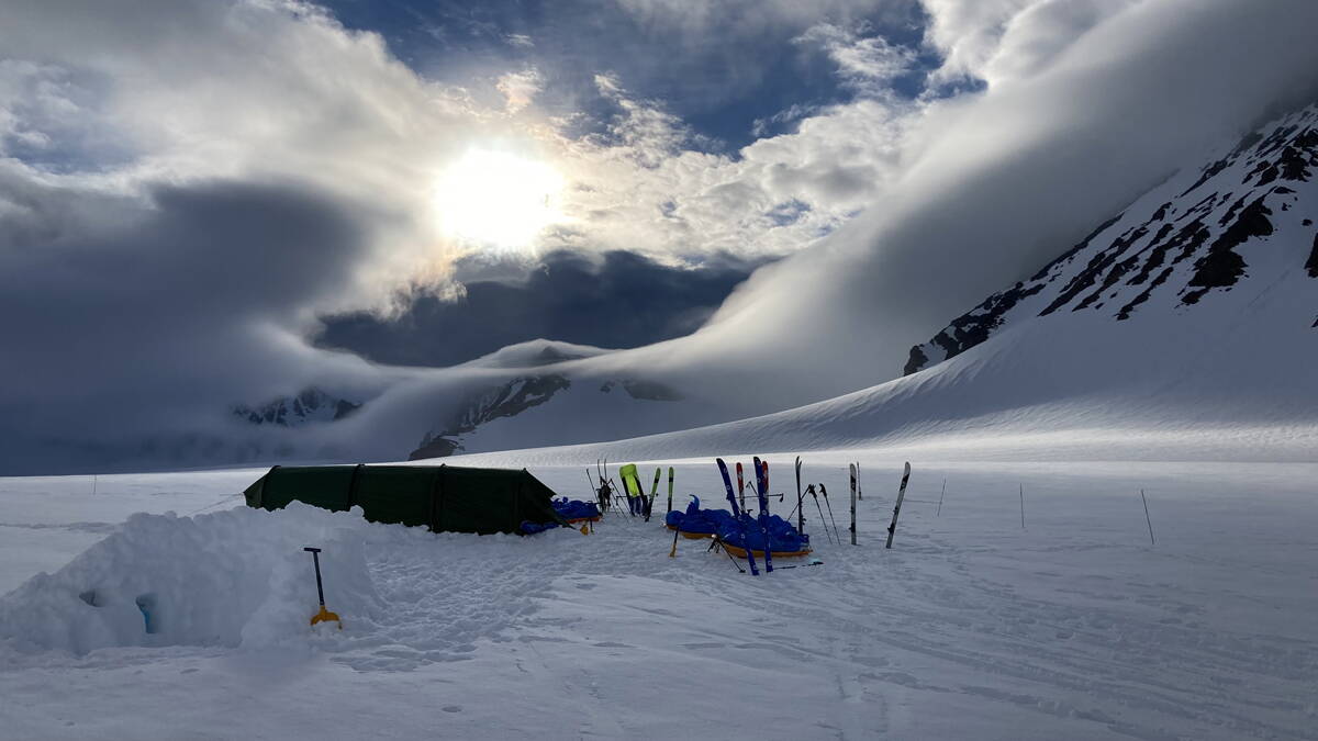 spitzbergen_skidurchquerung_-_berg-welt_-_6-2022_36.1.jpeg.jpg