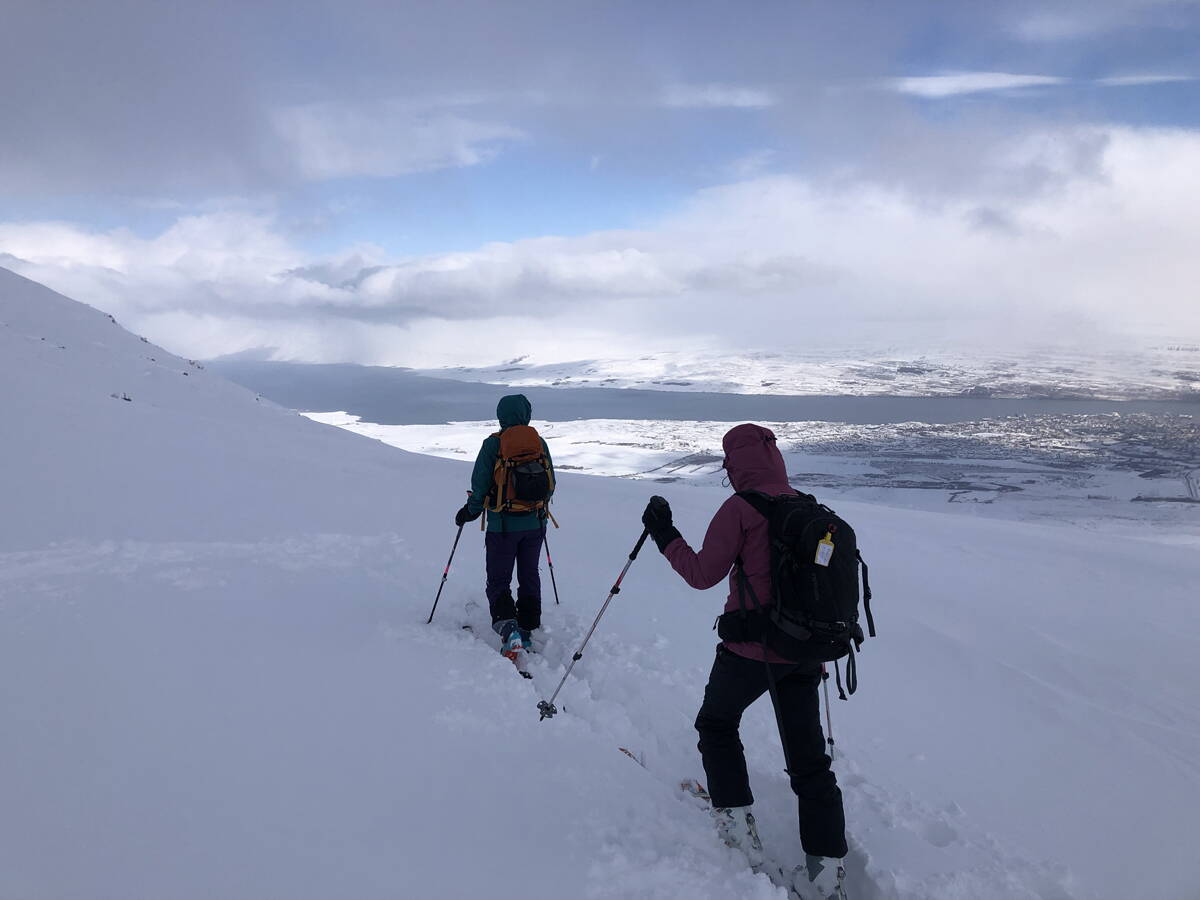 skitouren_island_-_berg-welt_-_4-2022_12.jpg