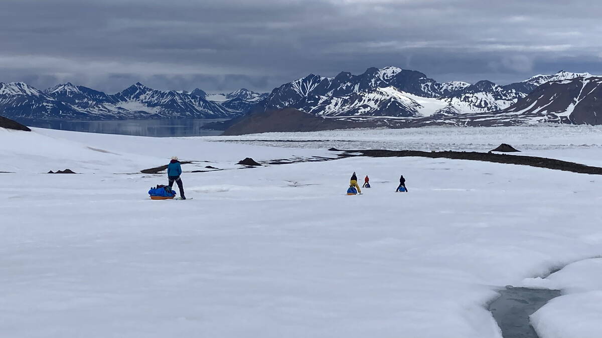 spitzbergen_skidurchquerung_-_berg-welt_-_6-2022_70.1.jpeg.jpg